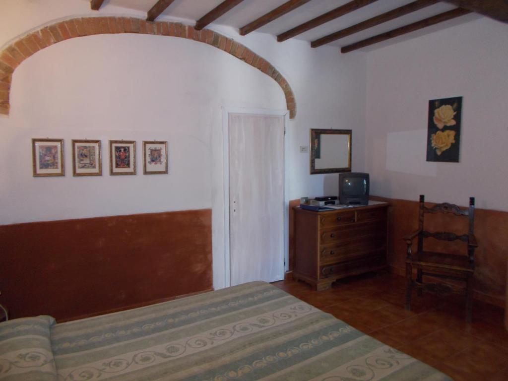 La Francigena Aparthotel Staggia Room photo