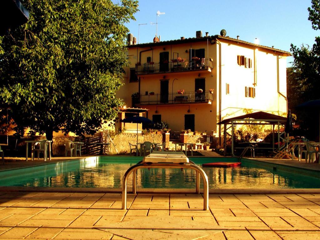La Francigena Aparthotel Staggia Exterior photo